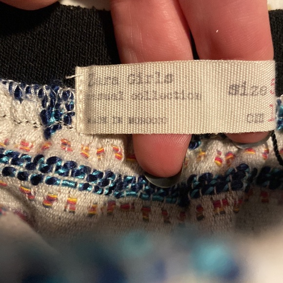 ☀️5/25☀️ Zara Girl’s Embroidered Woven Tribal Print Embroidered Skirt Size 5/6 - Picture 4 of 5